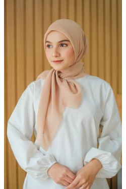 Hijab Segi 4 Double Haikon Lasercut Tan